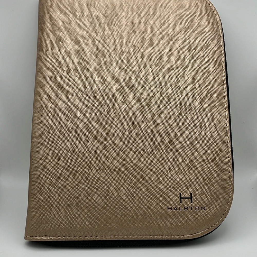 NWOT Halston Jewelry Travel Portfolio Case
